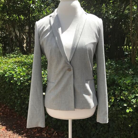 T Tahari Ilana blazer in gray on button two pockets - Picture 1 of 4